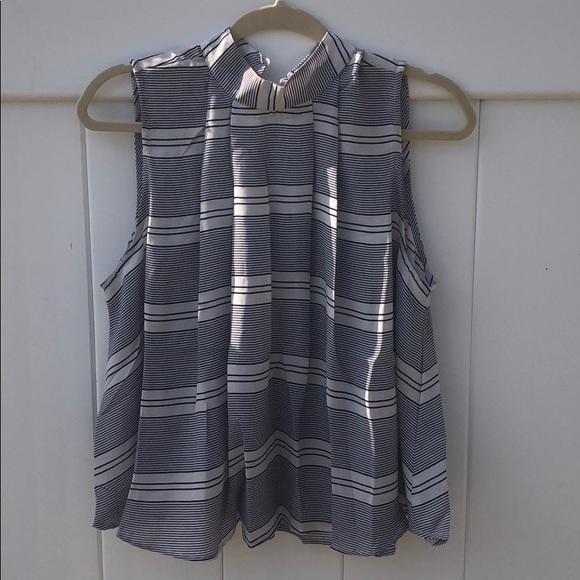 Blouse - Picture 1 of 2